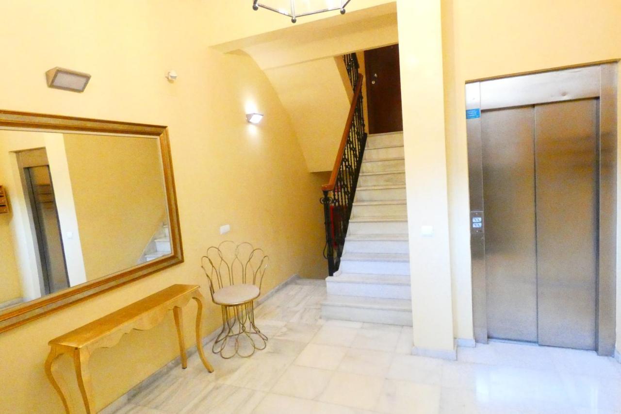 Homeyseville-Luxury Apartment Arenal 6 Pax, Parking Optional Kültér fotó